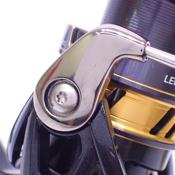 １８レガリスＬＴ２５００Ｄ